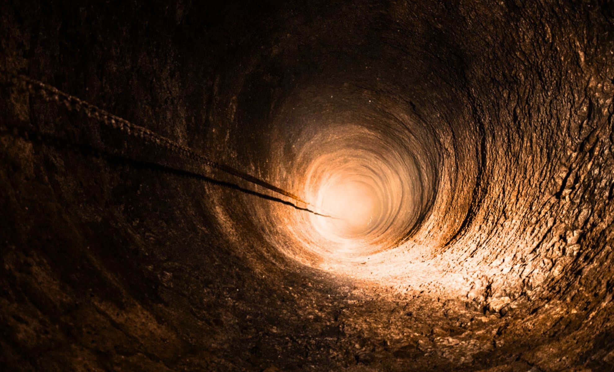 China's Deep-Earth Probe: Why Scientists Are Drilling an 11,000-Meter Hole Into the Planet's Crust